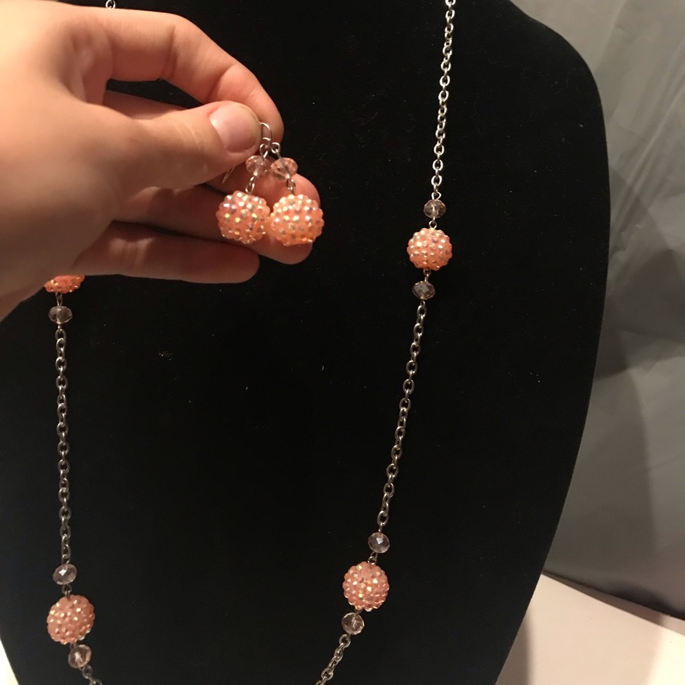 Pink beaded necklace with matching earrings